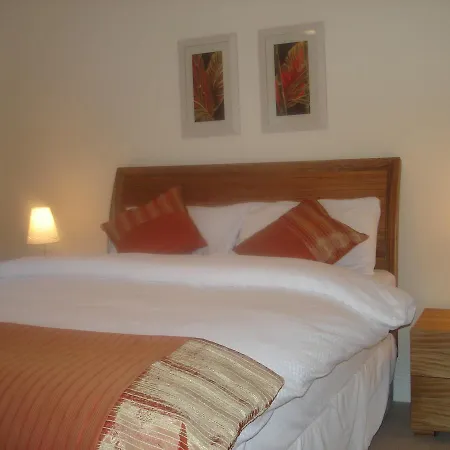 Nyaraló 33 Ardmullen Townhouse X Davitt's & Restaurant Kenmare